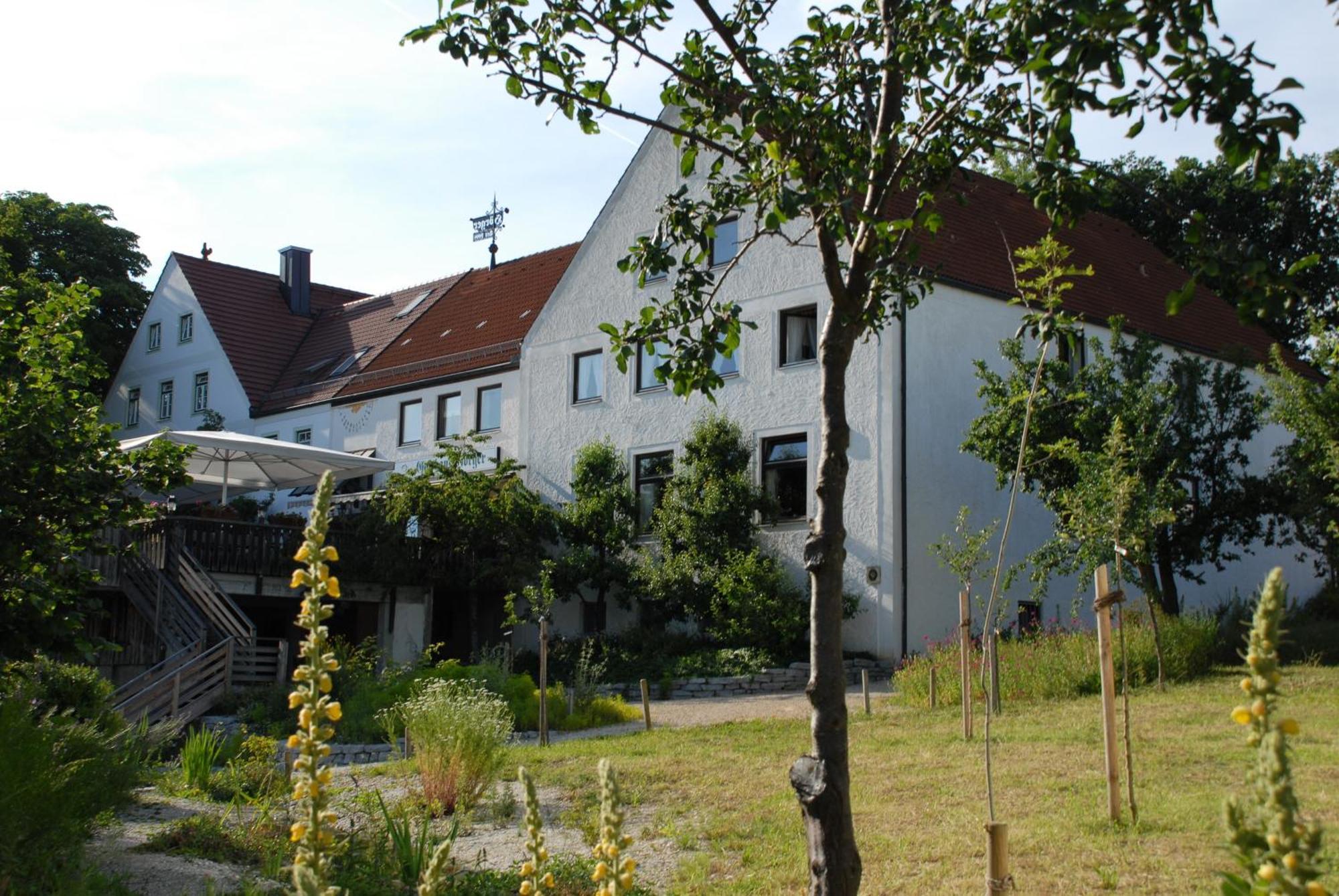Hoerger Biohotel Und Tafernwirtschaft Kranzberg Exterior photo